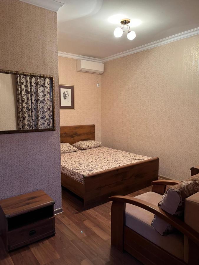 Gostevoy Dom Samir Hotel Гагра Екстериор снимка