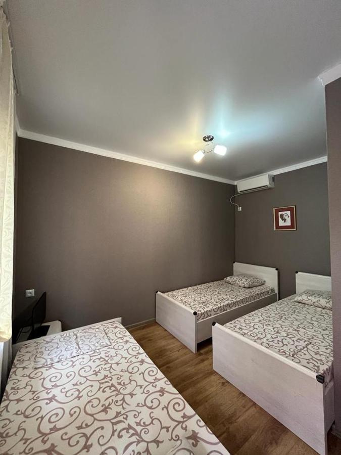 Gostevoy Dom Samir Hotel Гагра Екстериор снимка