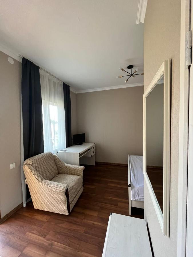 Gostevoy Dom Samir Hotel Гагра Екстериор снимка